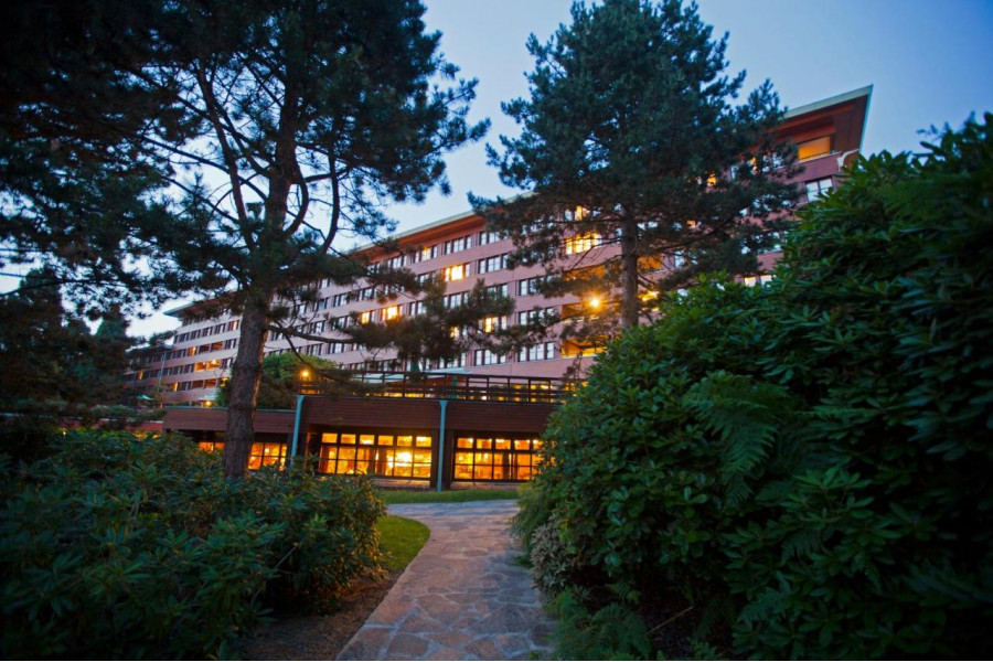 Disney's Sequoia Lodge